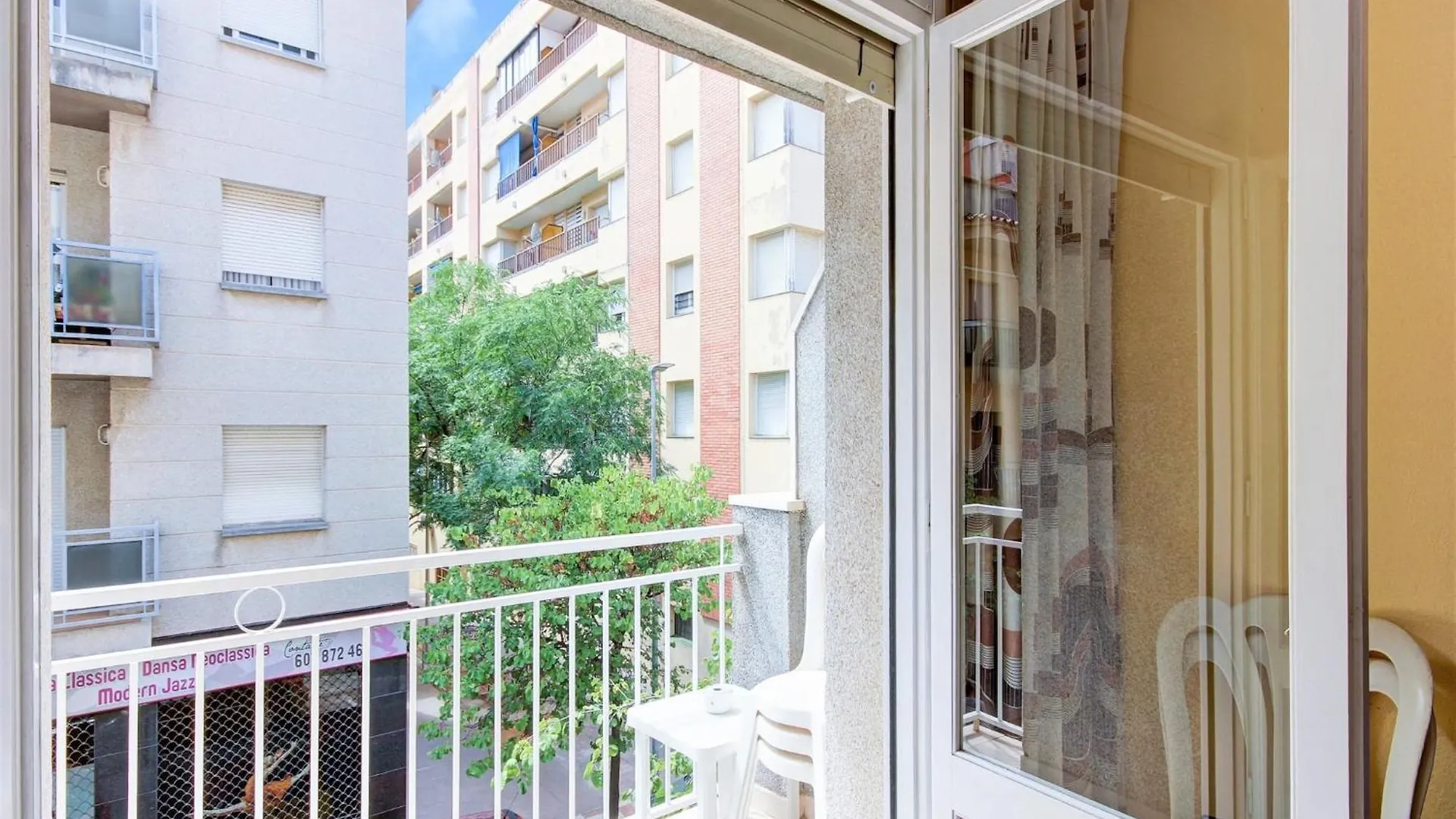 Romantic Apartment With View Roses Spain